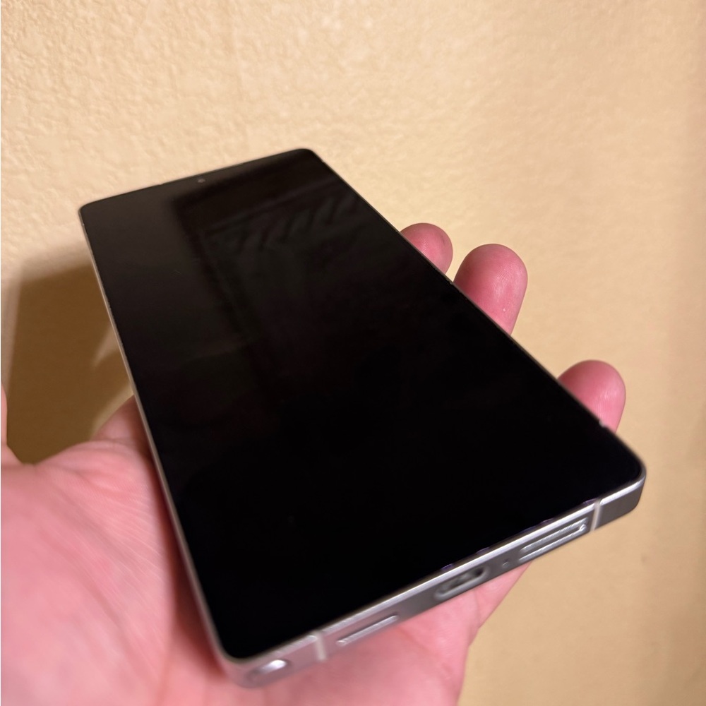 T-mobile Samsung Galaxy S25 Ultra - 512 GB - - Picture 2 of 14